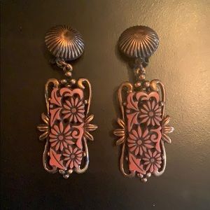 Vintage dangle clip on earrings 2 3/4”